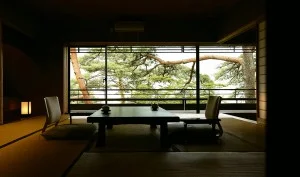 積善館