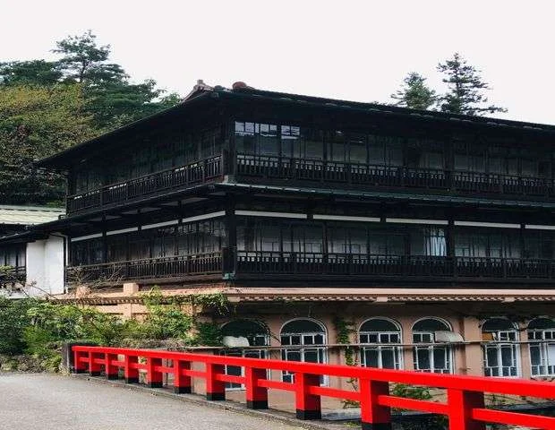 積善館