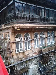 積善館