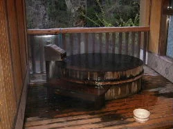 湯元四萬館