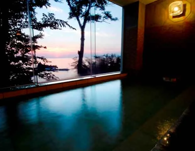 知床 夕陽のあたる家 ONSEN HOSTEL