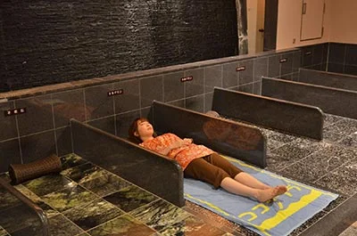 リラクゼーション・岩盤浴0