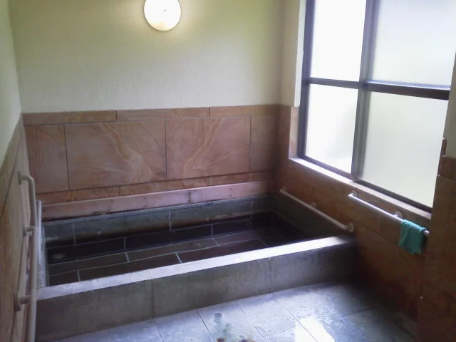 長者ヶ谷津温泉(閉館しました)