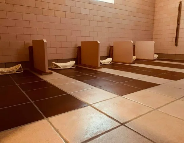 還元陶板浴虎杖伝説の里清龍