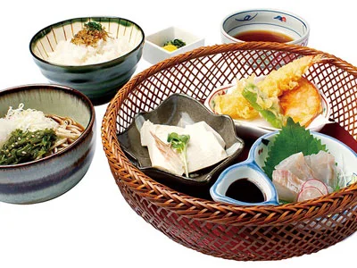 お食事5