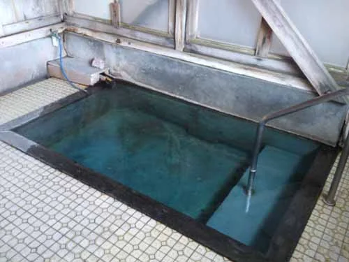 角間温泉 新田の湯