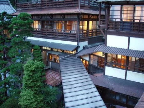 ますや旅館