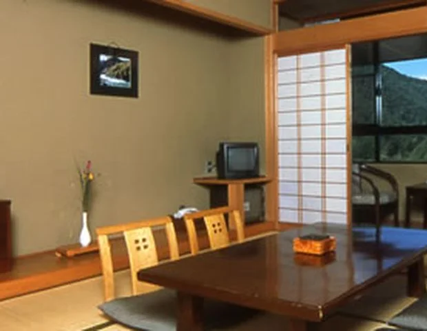 ねざめホテル