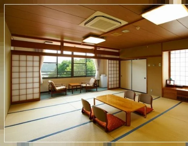 布引温泉こもろ