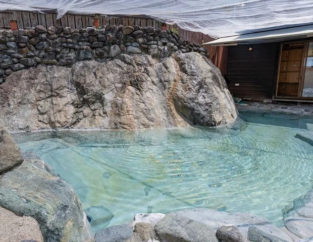 白馬八方温泉 おびなたの湯