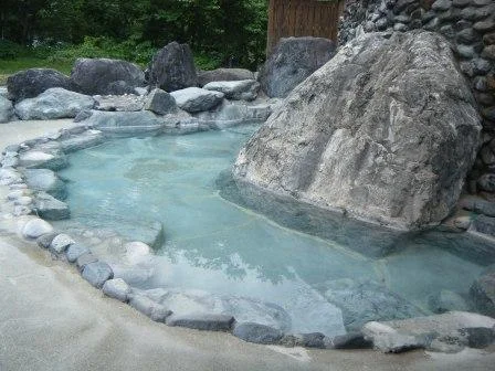 白馬八方温泉 おびなたの湯
