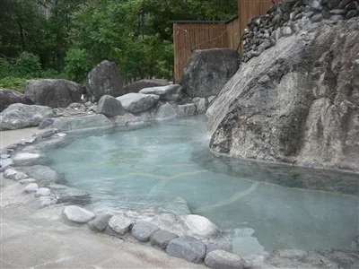 白馬八方温泉 おびなたの湯