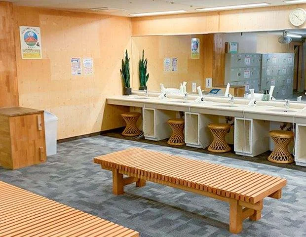 佐久一萬里温泉ホテル（旧 ホテルゴールデンセンチュリー）