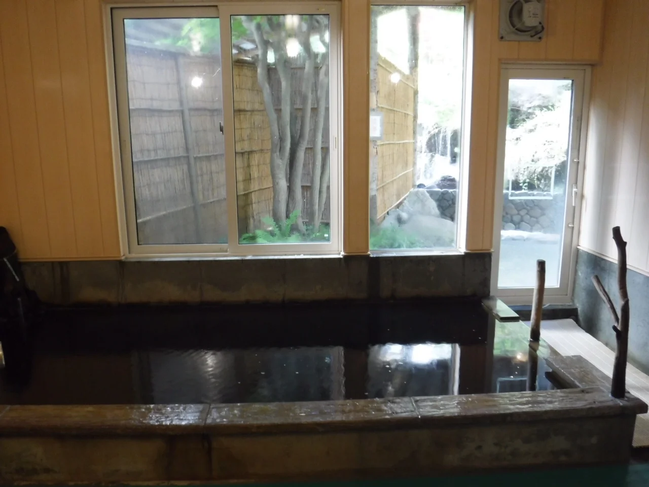 金の沢天然温泉 開拓 ふくろふ乃湯(閉館しました)