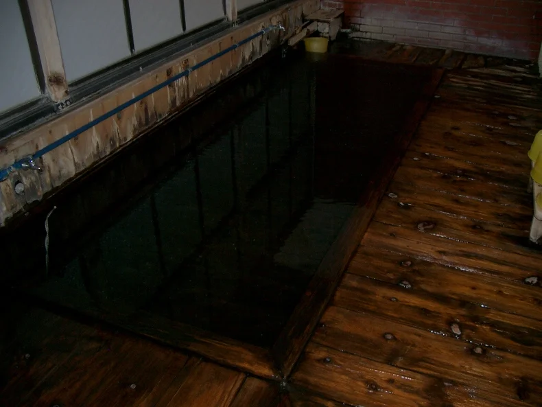 渋温泉外湯 六番湯・目洗の湯