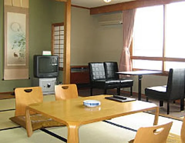 西発哺温泉ホテル