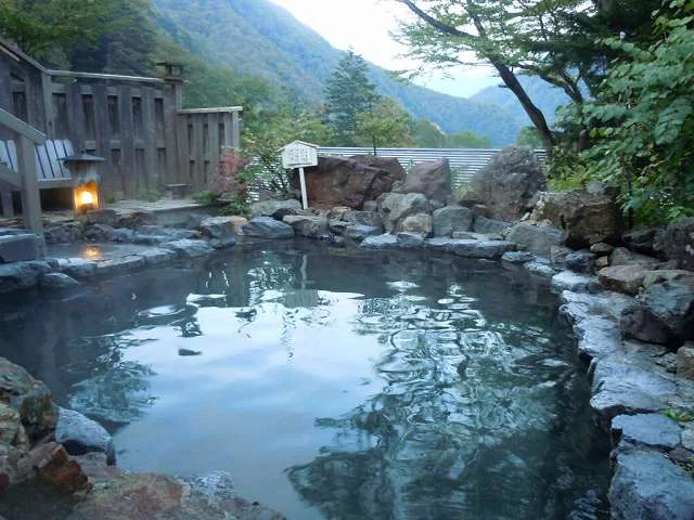 中の湯 温泉旅館