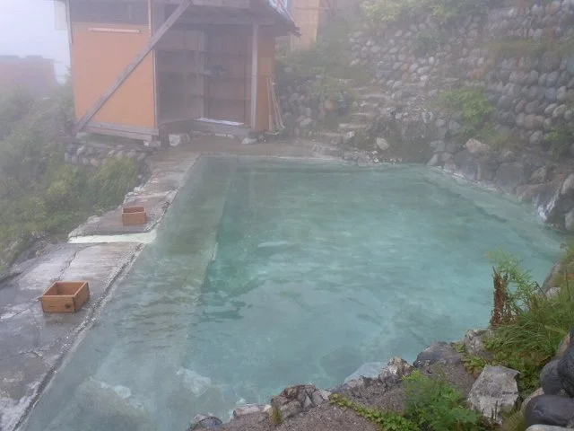 白馬鑓温泉小屋