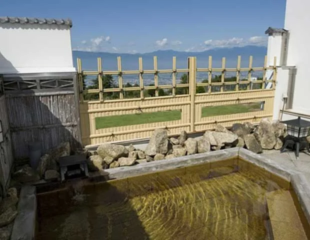 ブリーズベイリゾート塩尻かたおか【休業中】