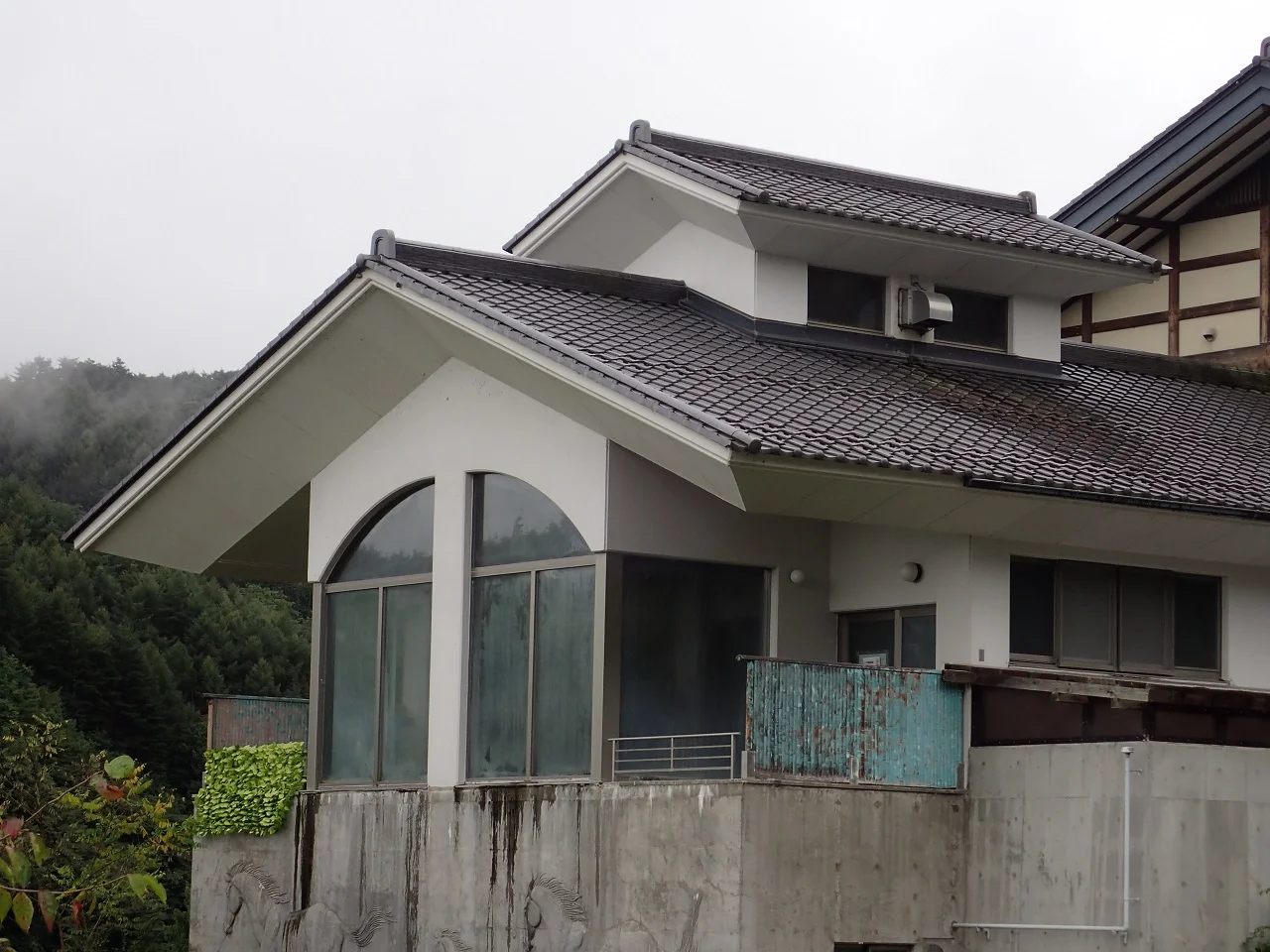 交流促進センターゆざわ荘