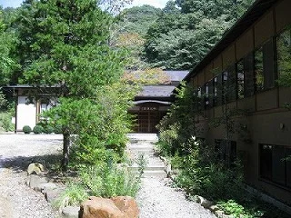 初谷温泉