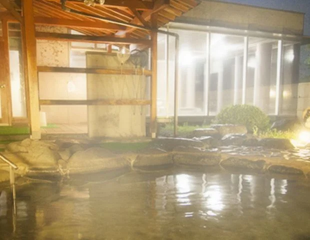 馬羅尾天狗岩温泉 すずむし荘
