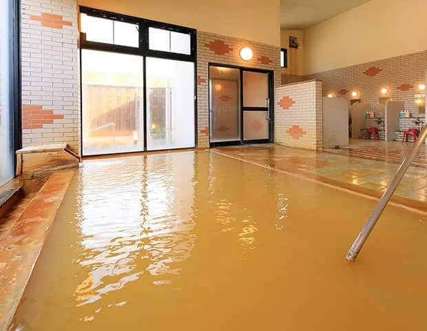 黄金の湯 松代荘 （旧 国民宿舎 松代荘）