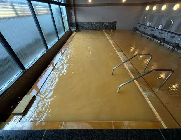 黄金の湯 松代荘 （旧 国民宿舎 松代荘）