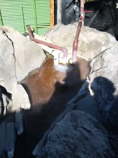 諏訪市湖畔公園足湯