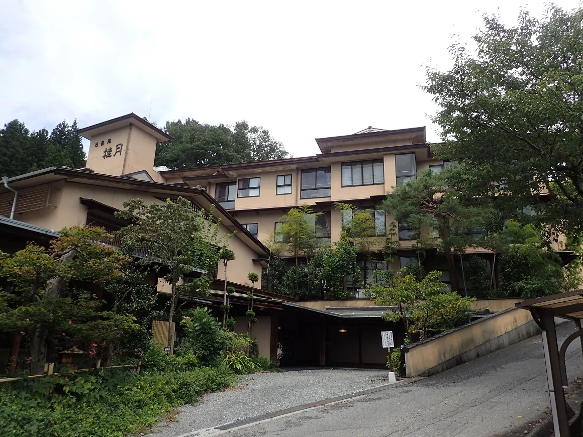 日長庵桂月