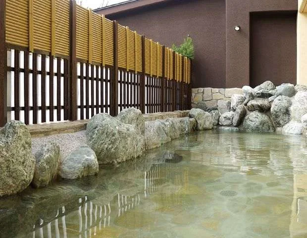 奥湯村温泉 紅椿の湯（閉館しました）