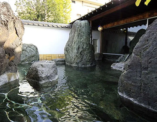 旅館笛吹川(ふえふきがわ)