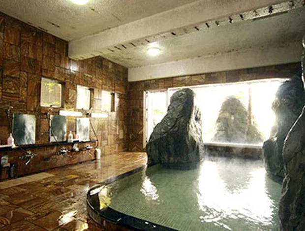 旅館笛吹川(ふえふきがわ)