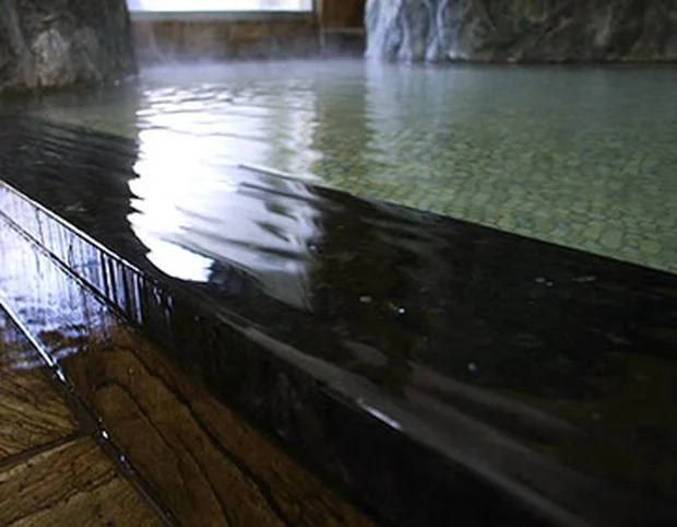 旅館笛吹川(ふえふきがわ)