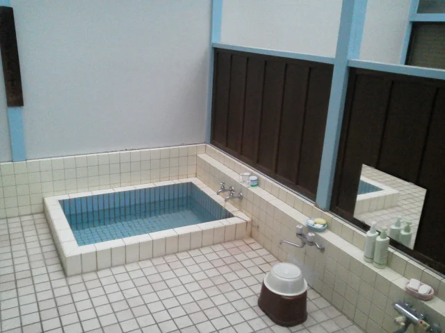 湯立人鉱泉【休業中】